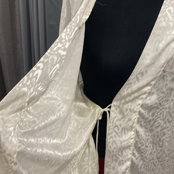 Vintage Decadence Leopard Satin Damask Wrap / Robe |Size M/L - Picture 11 of 12